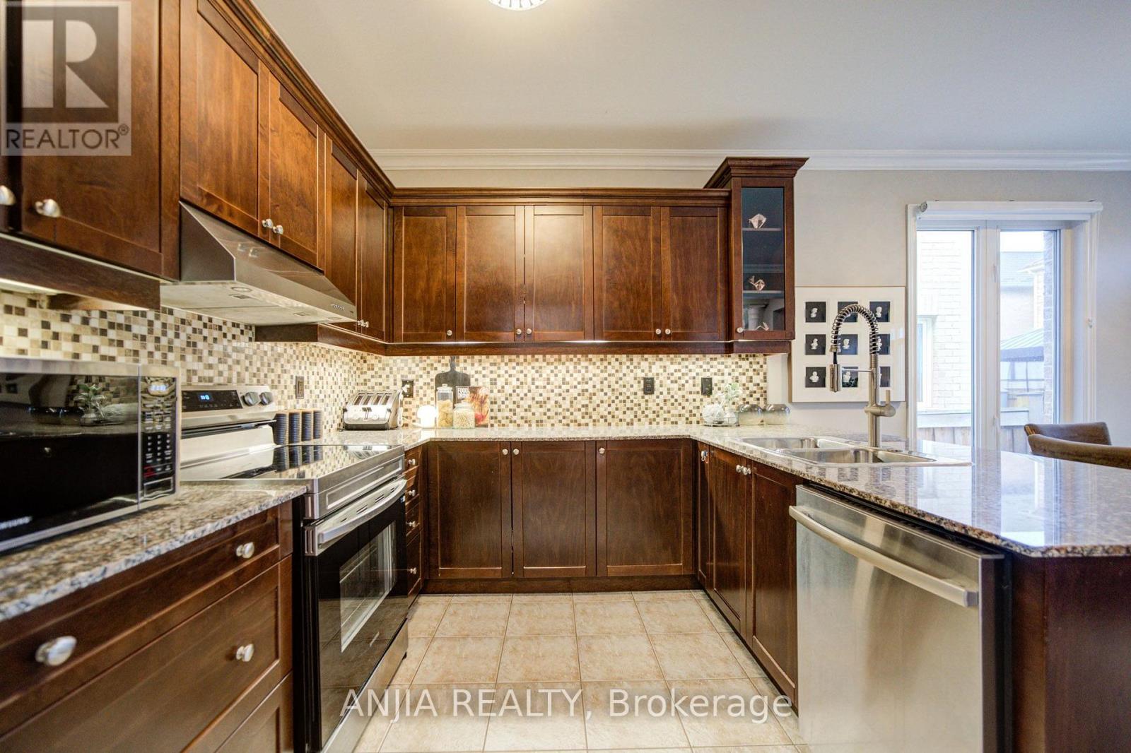 170 ASCALON DRIVE - 16