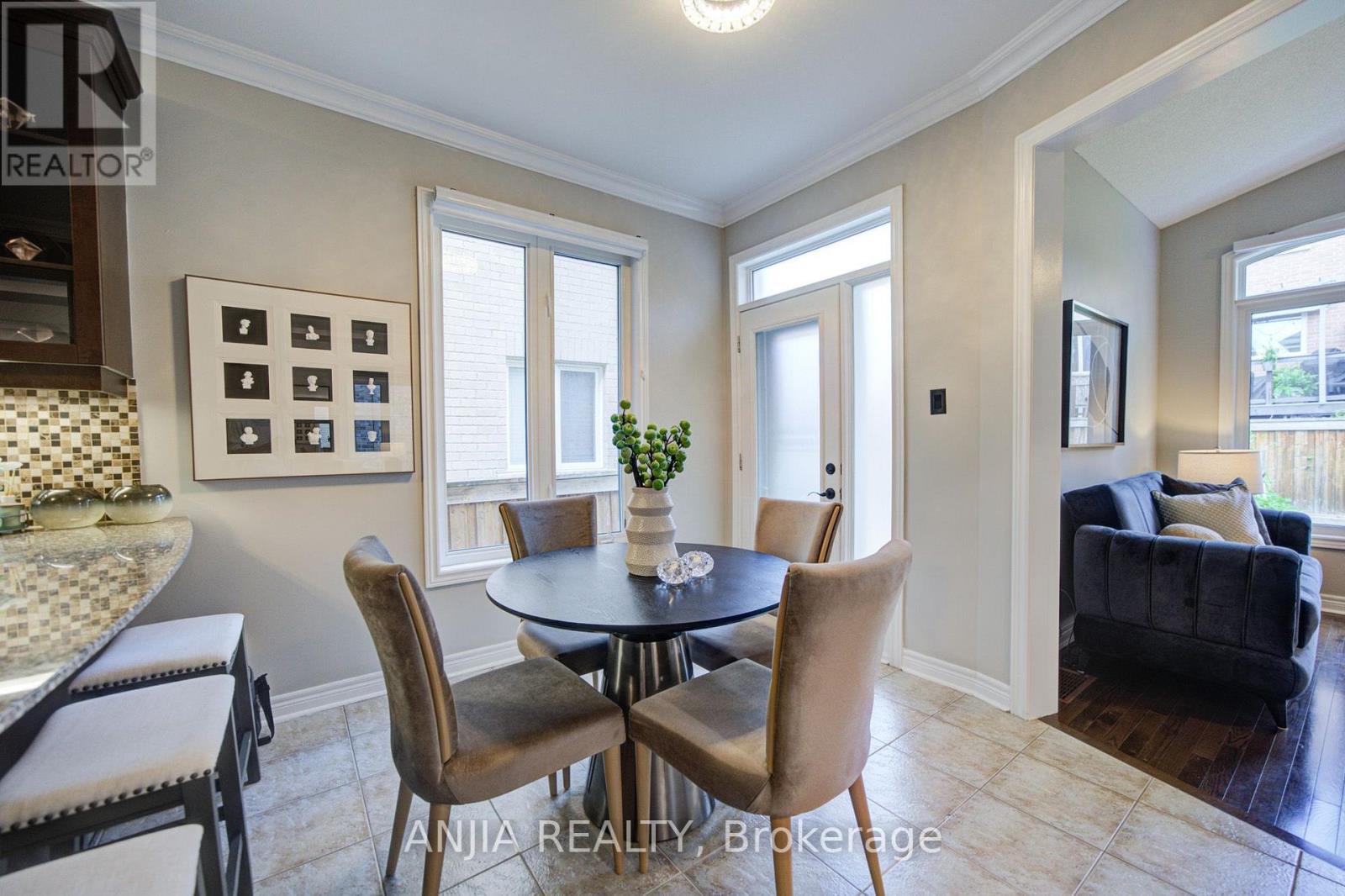 170 ASCALON DRIVE - 17