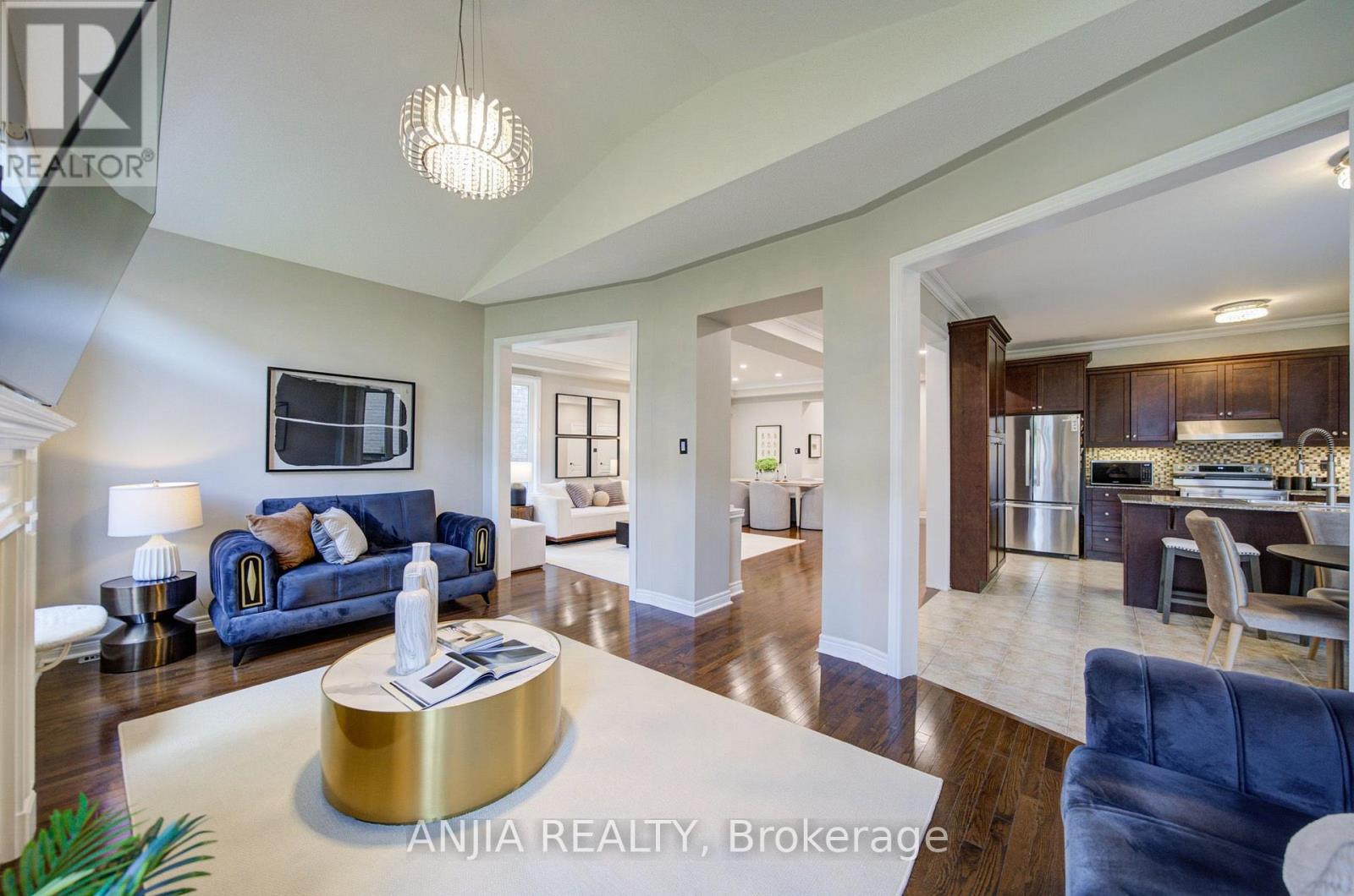 170 ASCALON DRIVE - 19