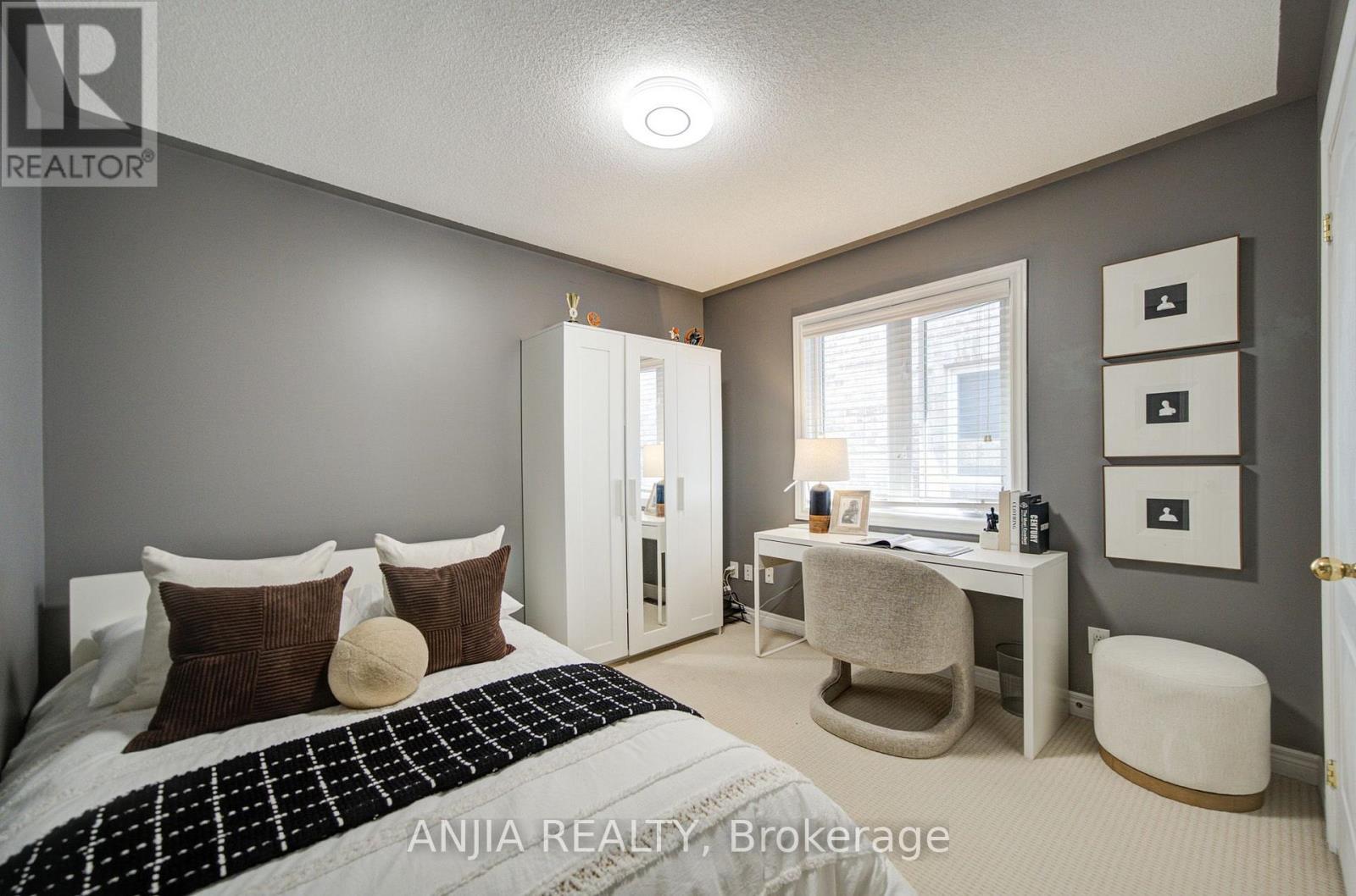 170 ASCALON DRIVE - 38
