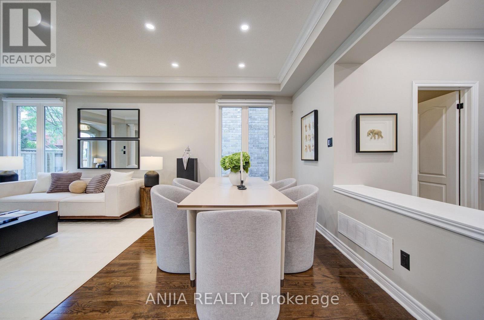 170 ASCALON DRIVE - 9