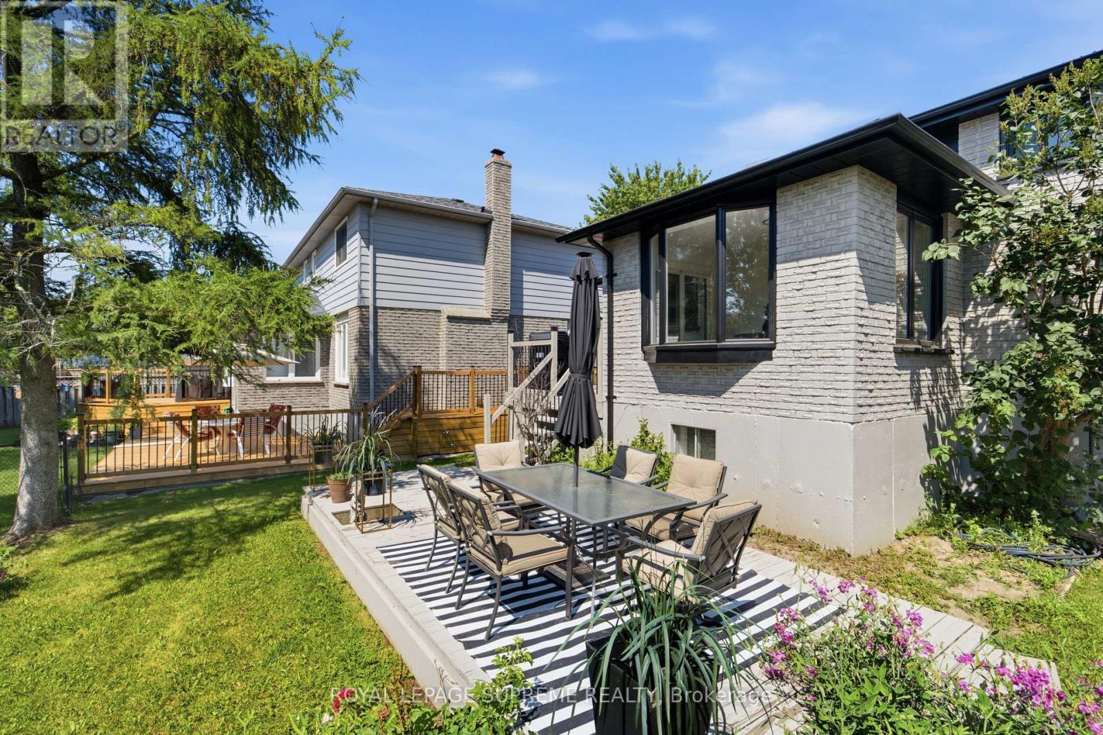 26 CROWN CRESCENT - 42