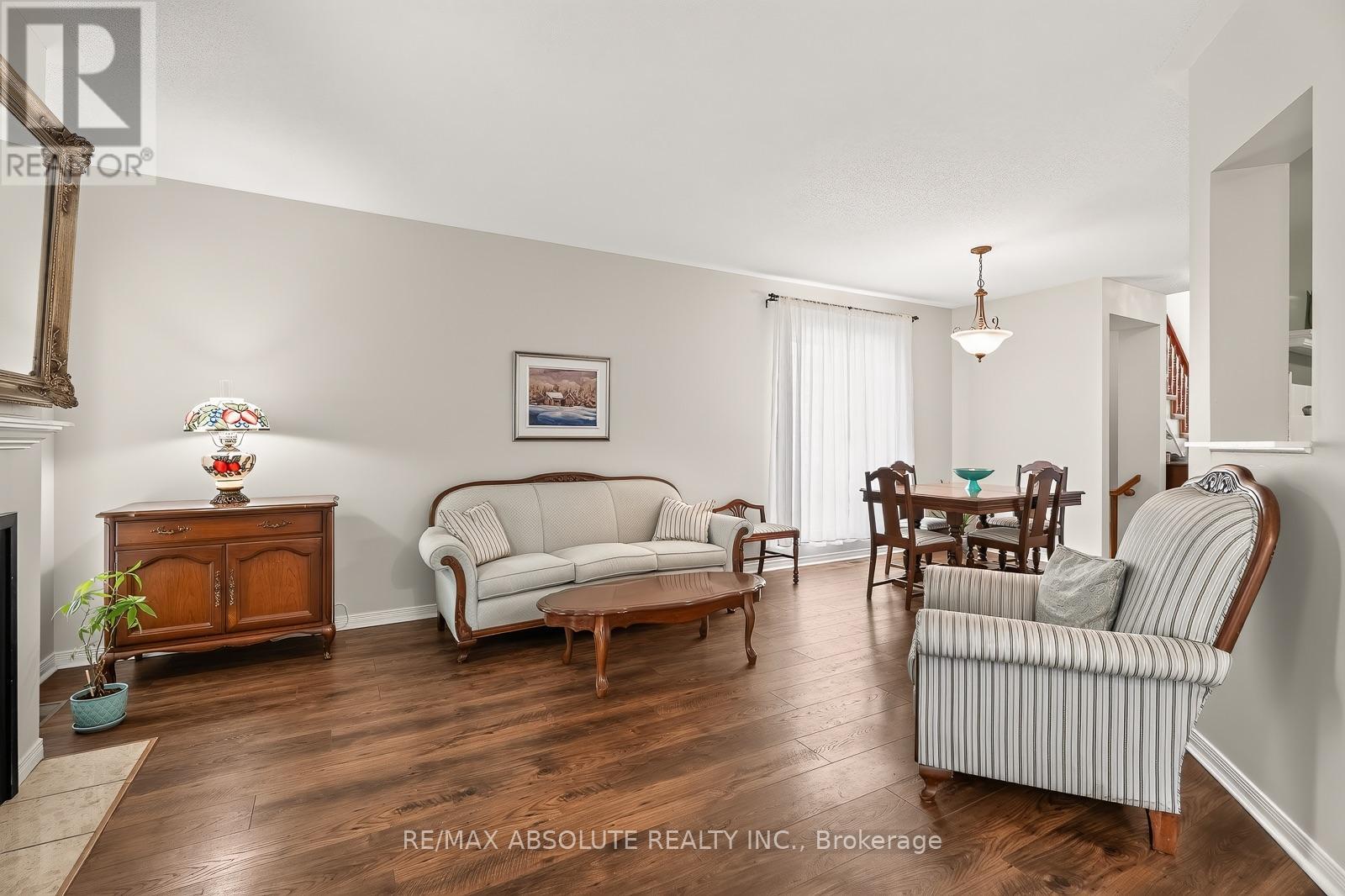 36 CHANTILLY GATE - 15