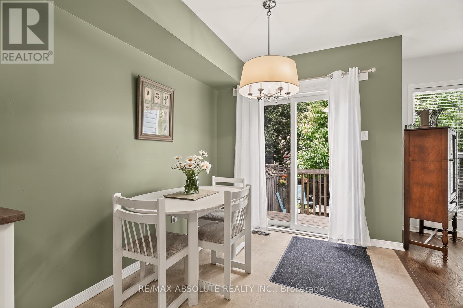 36 CHANTILLY GATE - 18
