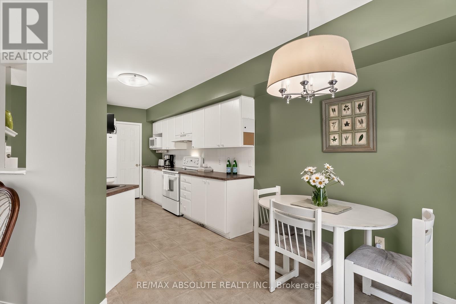 36 CHANTILLY GATE - 20