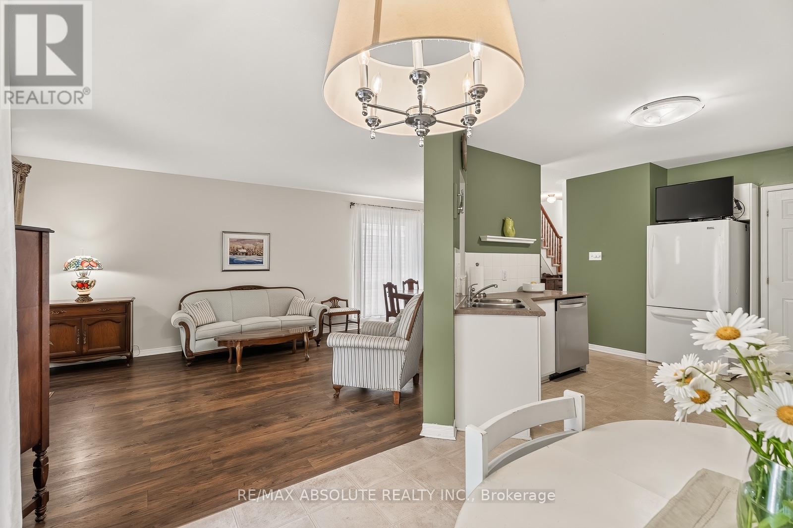 36 CHANTILLY GATE - 25