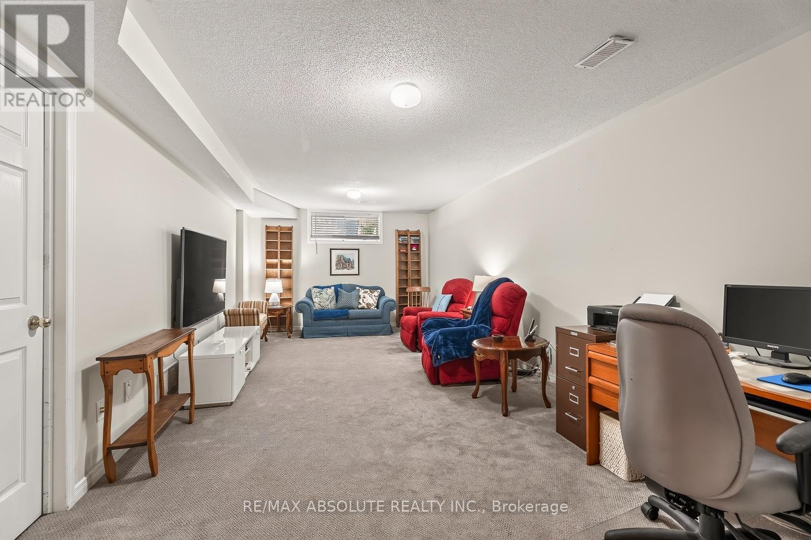 36 CHANTILLY GATE - 39
