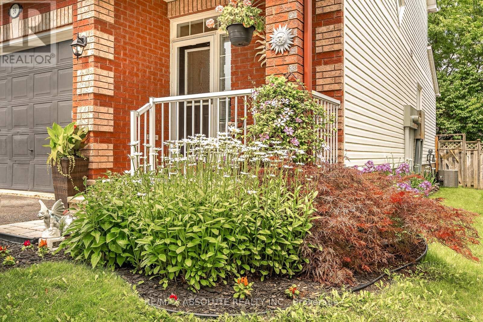 36 CHANTILLY GATE - 4
