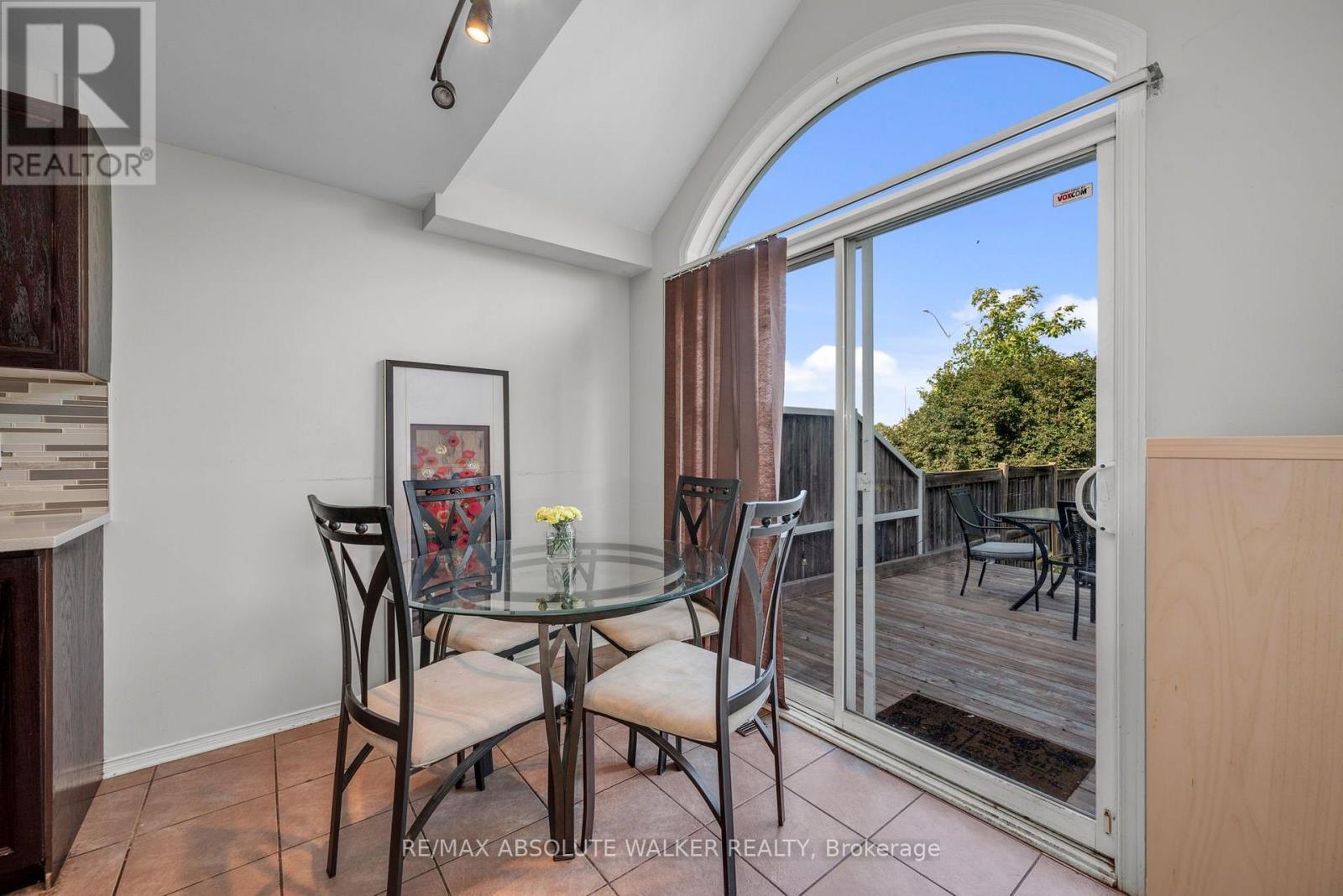 1104 CANDLEWOOD STREET, Ottawa. Luxury613. By Peter Sagos - Image 13