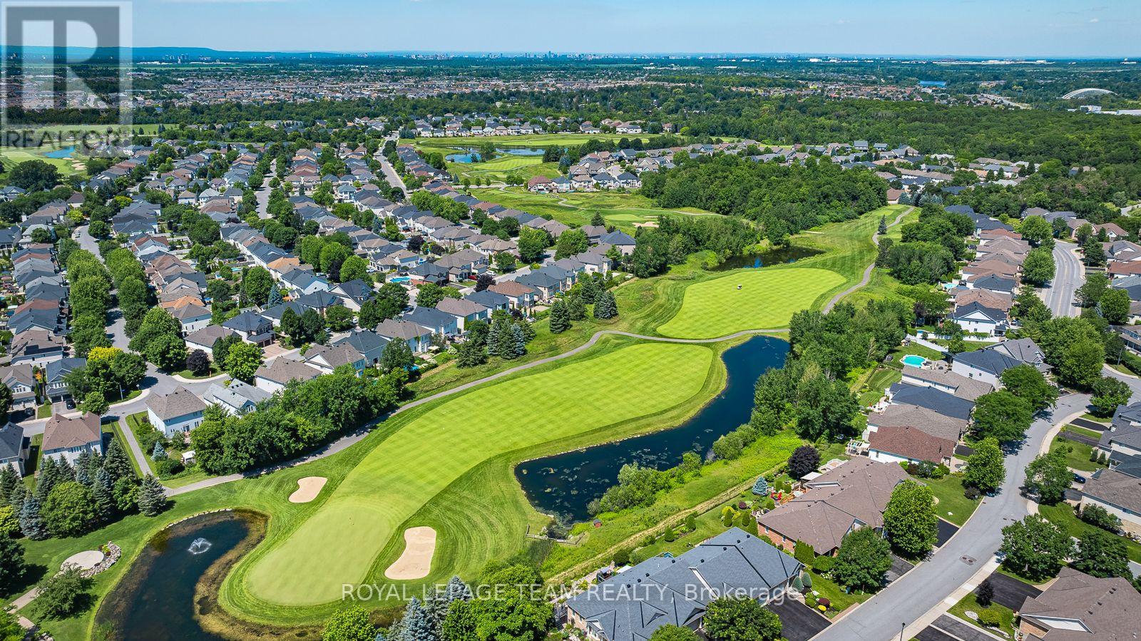 102 GOLFLINKS DRIVE - 39