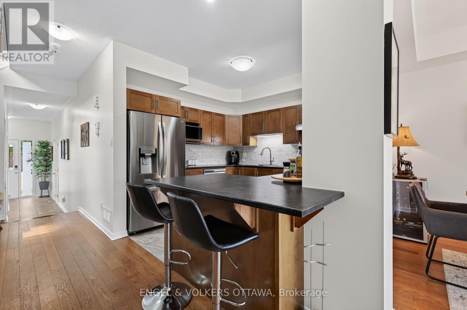601 VIA CAMPANALE AVENUE - 10
