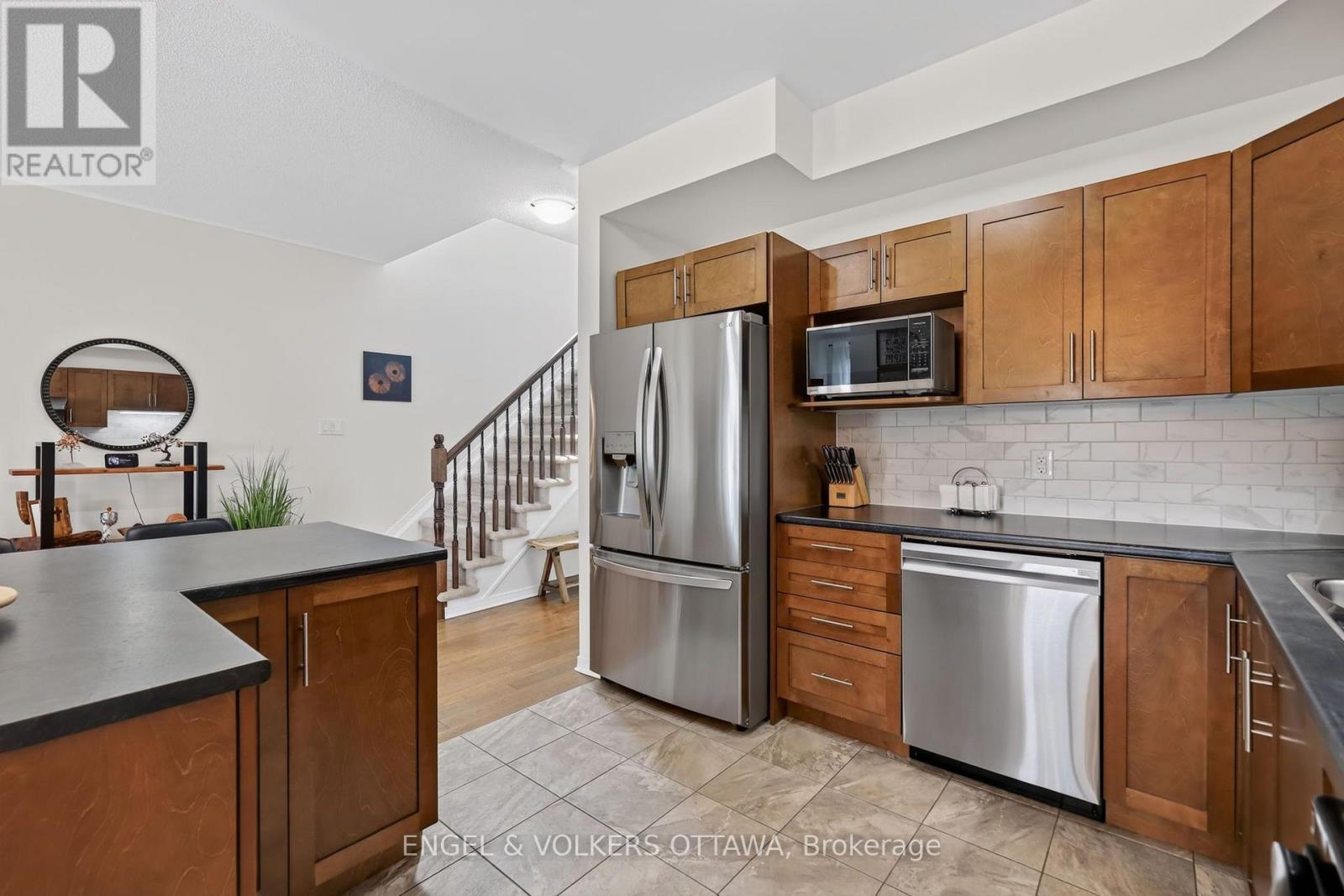 601 VIA CAMPANALE AVENUE - 14