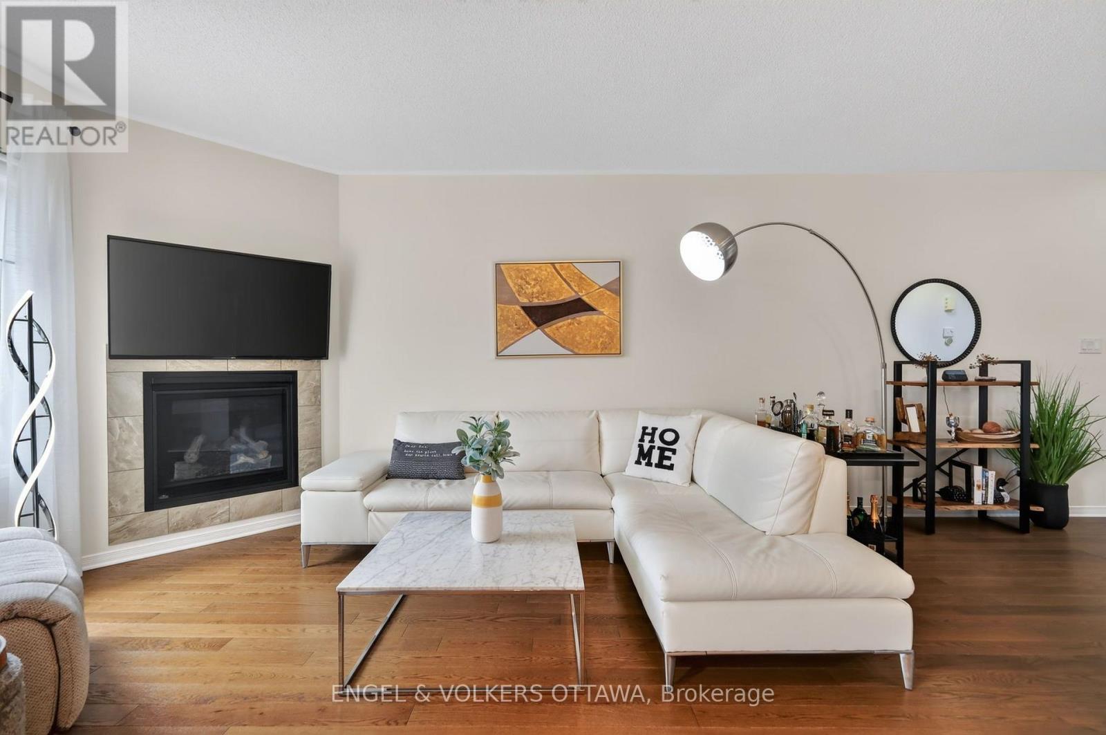 601 VIA CAMPANALE AVENUE - 18
