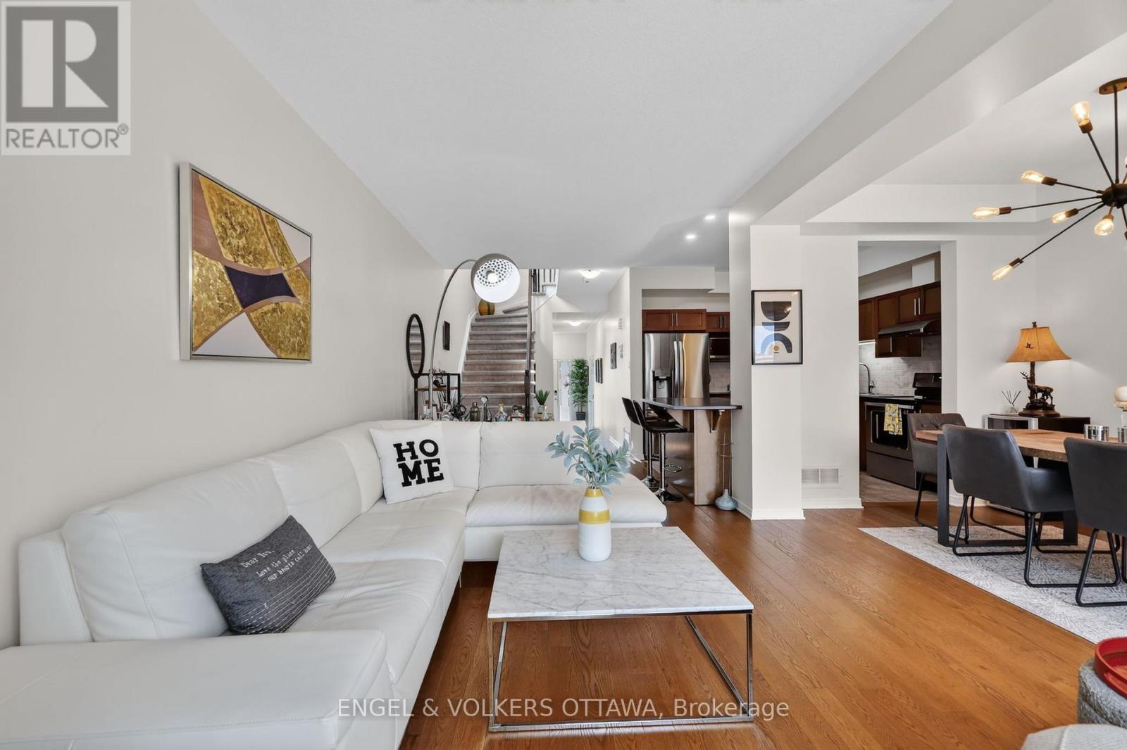 601 VIA CAMPANALE AVENUE - 19