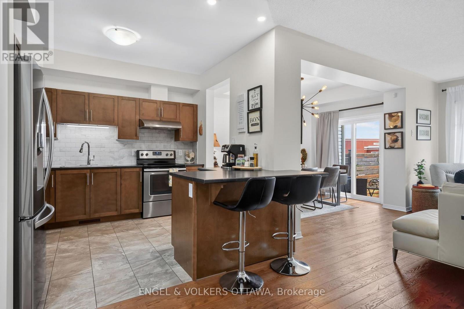 601 VIA CAMPANALE AVENUE - 8