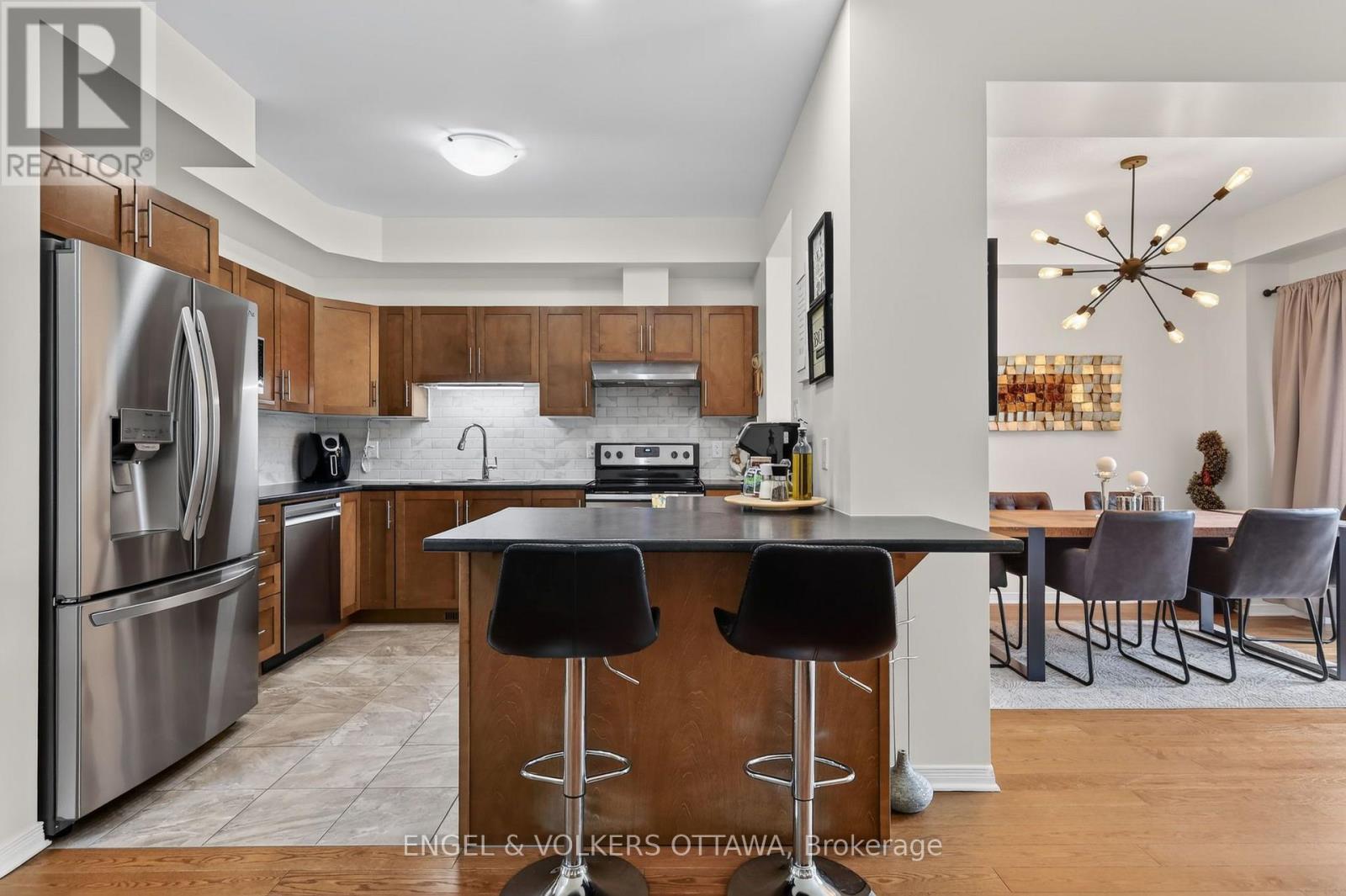601 VIA CAMPANALE AVENUE - 9