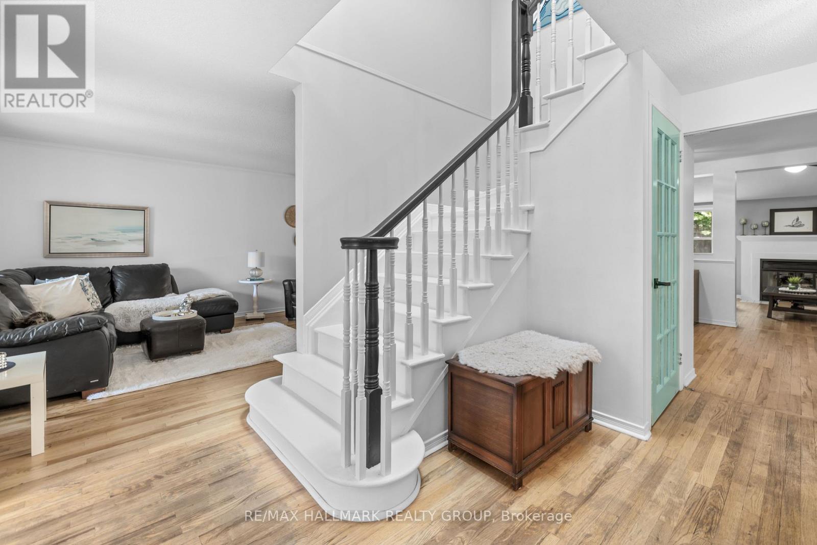652 THICKET WAY - 27
