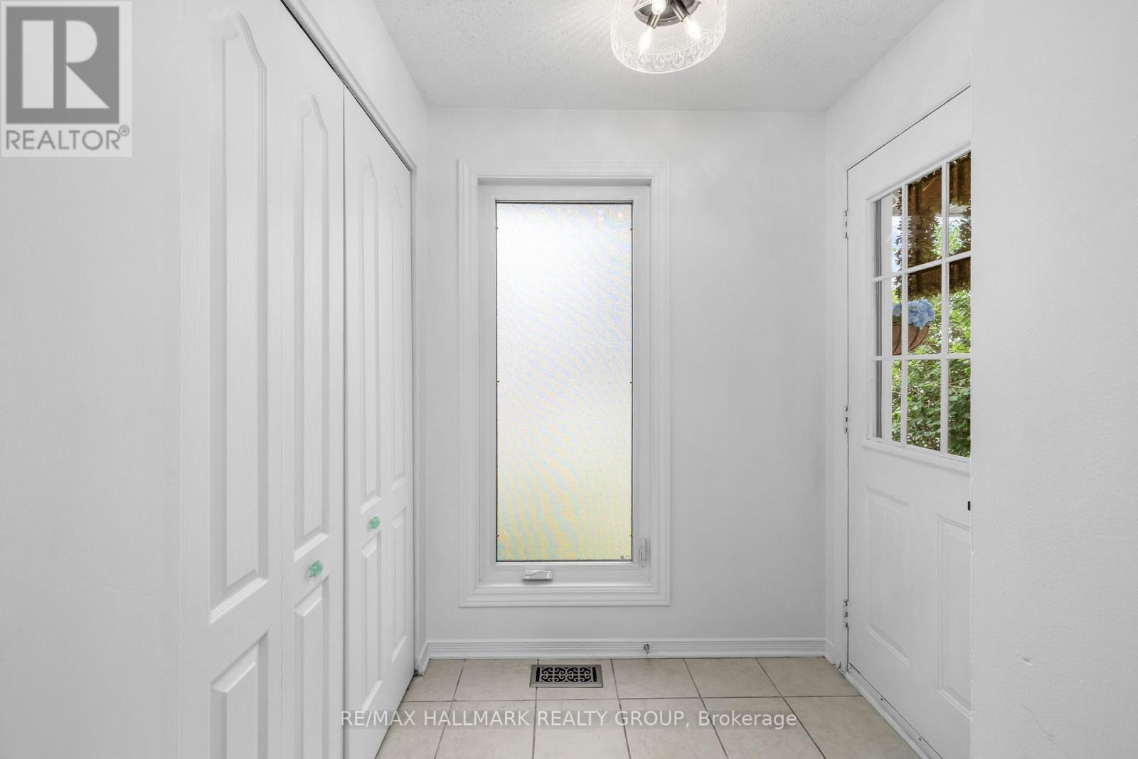 652 THICKET WAY - 3