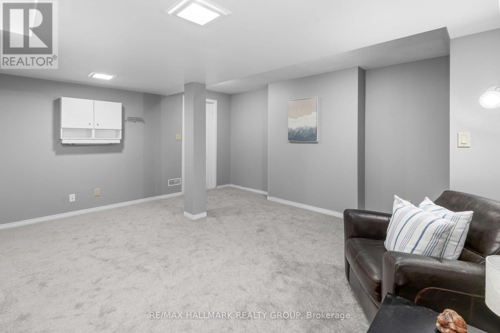 652 THICKET WAY - 41