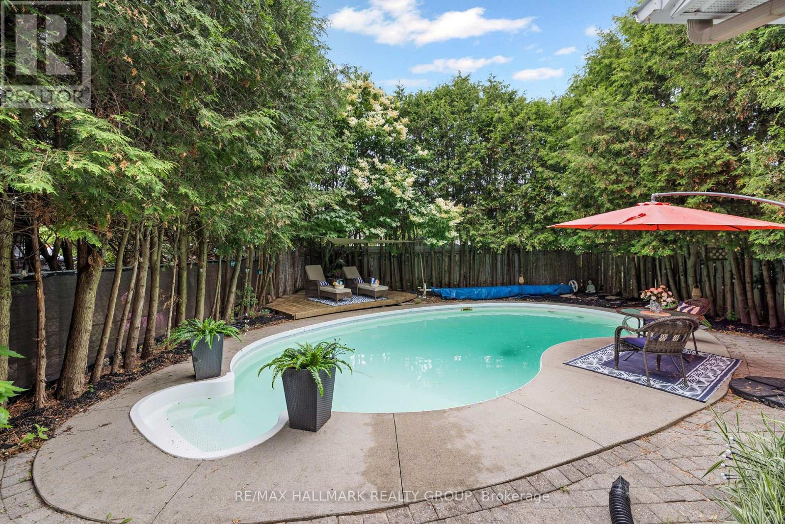 652 THICKET WAY - 47