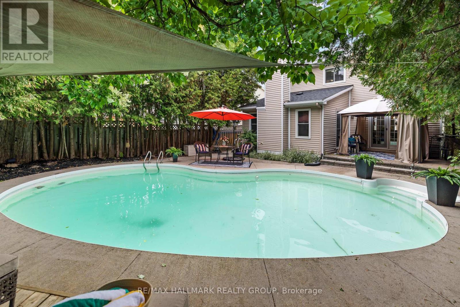 652 THICKET WAY - 48