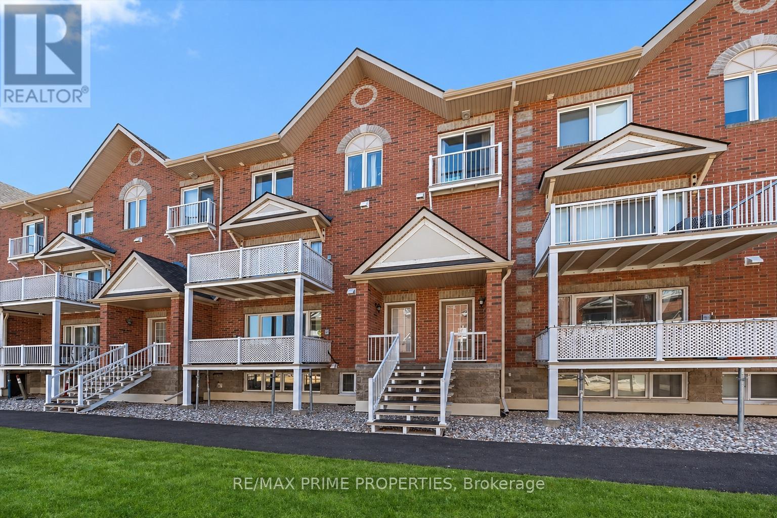 #117 3265 ST JOSEPH BOULEVARD - 1