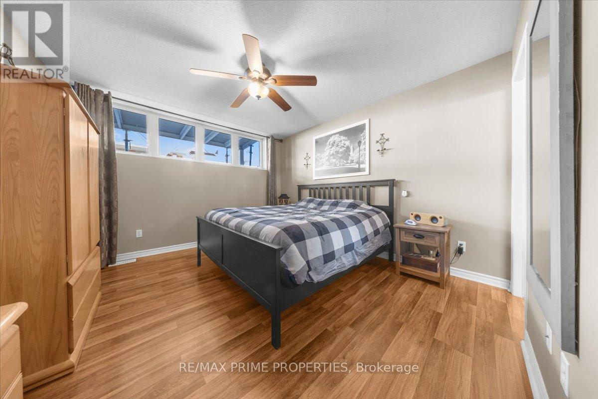 #117 3265 ST JOSEPH BOULEVARD - 18