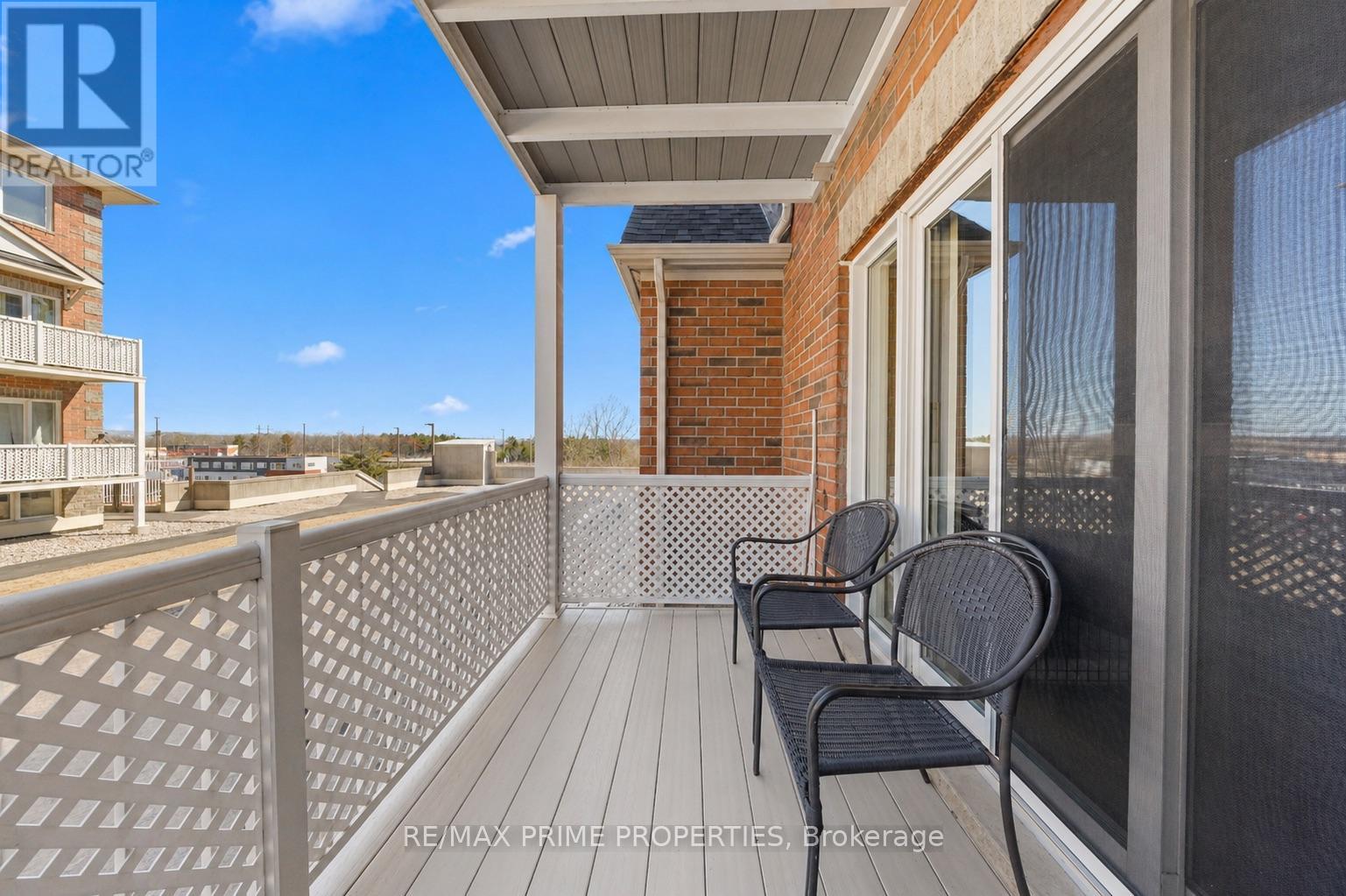 #117 3265 ST JOSEPH BOULEVARD - 26