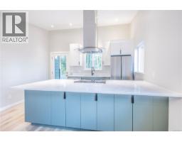 Living room - 2440 Carpenter Rd, Sooke, BC V9Z0R1 Photo 6