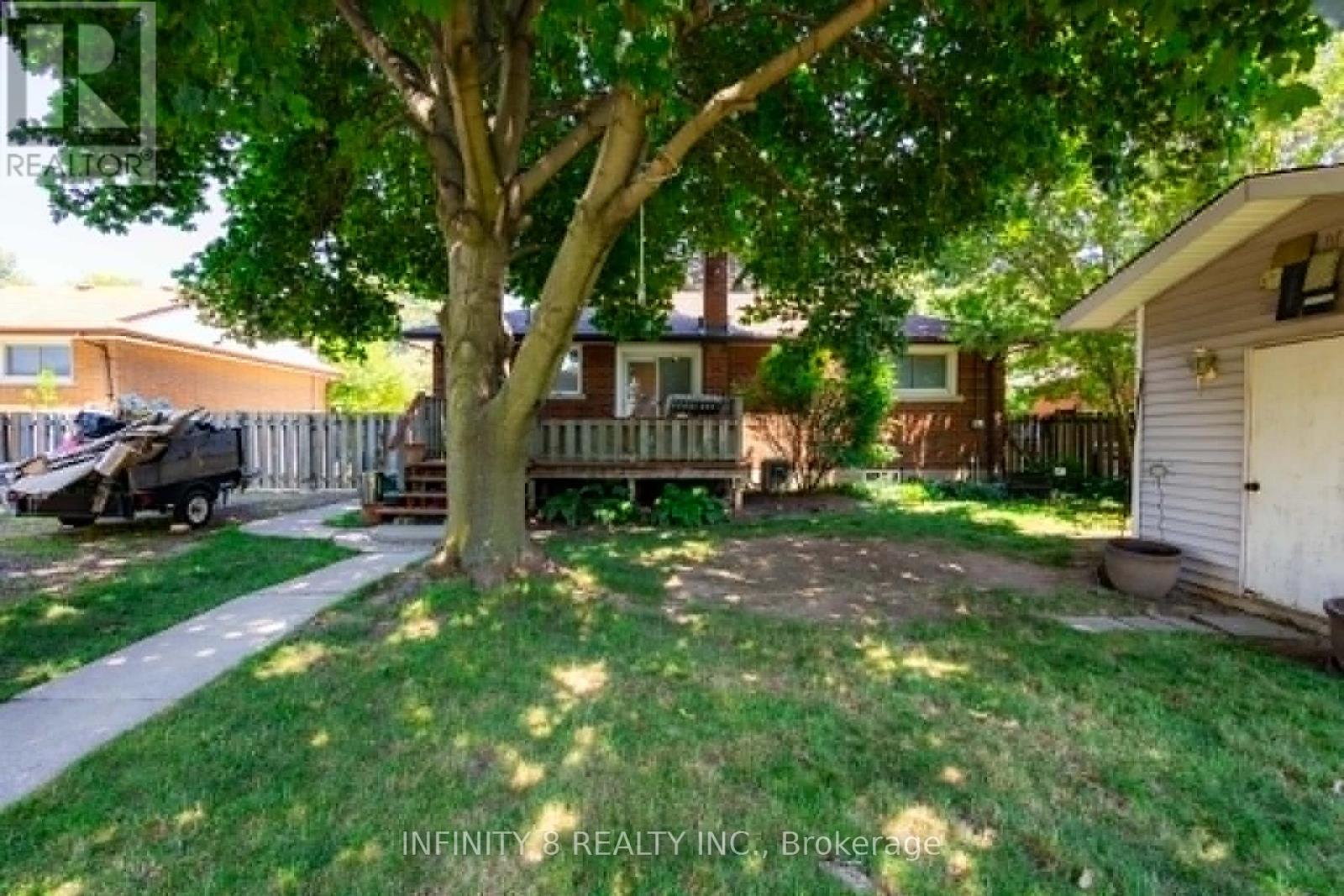 39 HOWARD AVENUE - 2