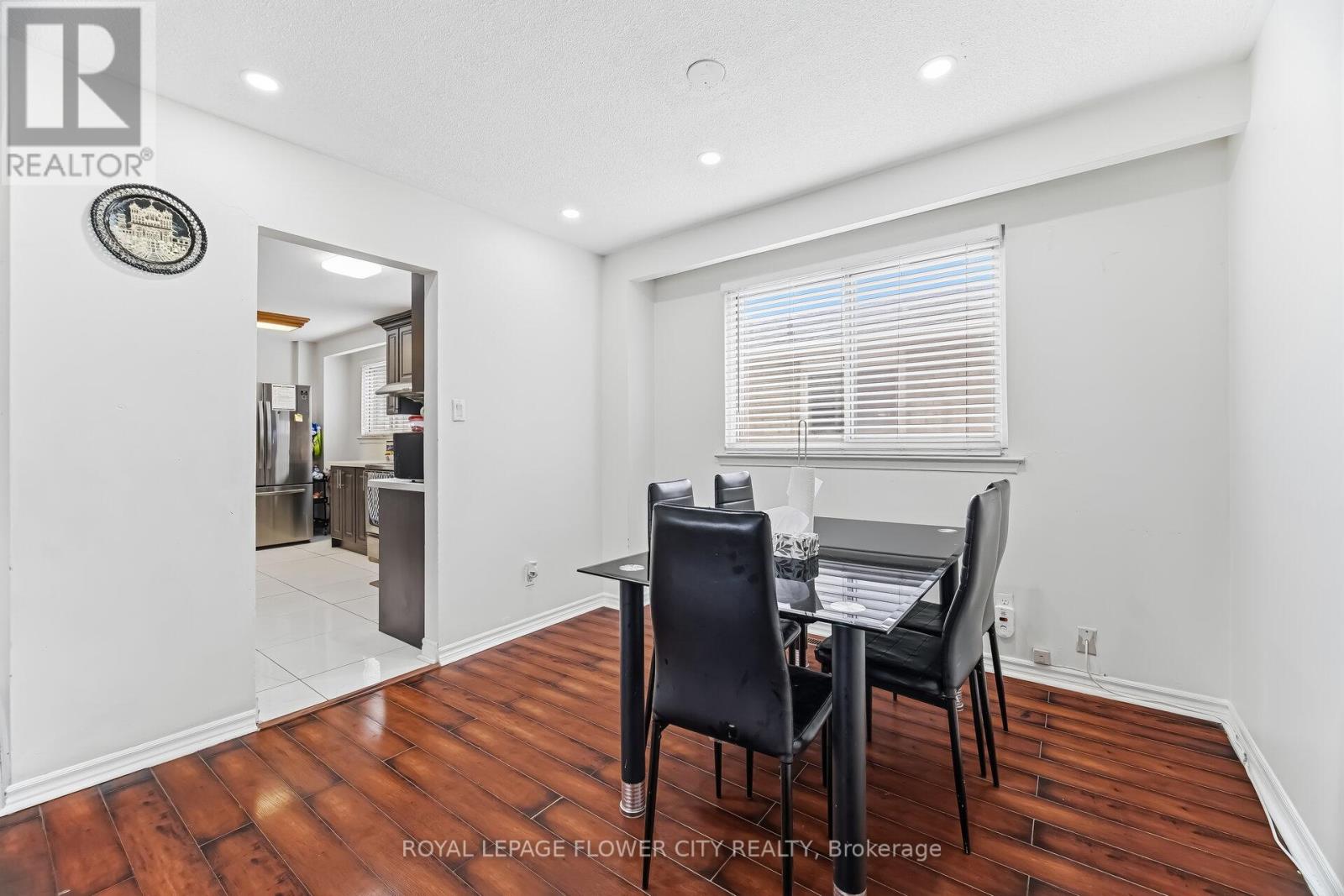 3027 CORAL DRIVE - 5