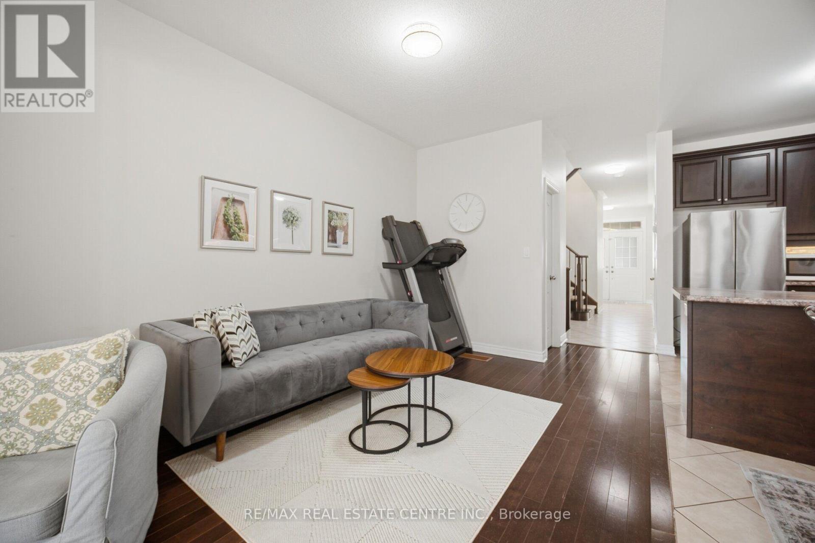 41 LORENZO CIRCLE - 14