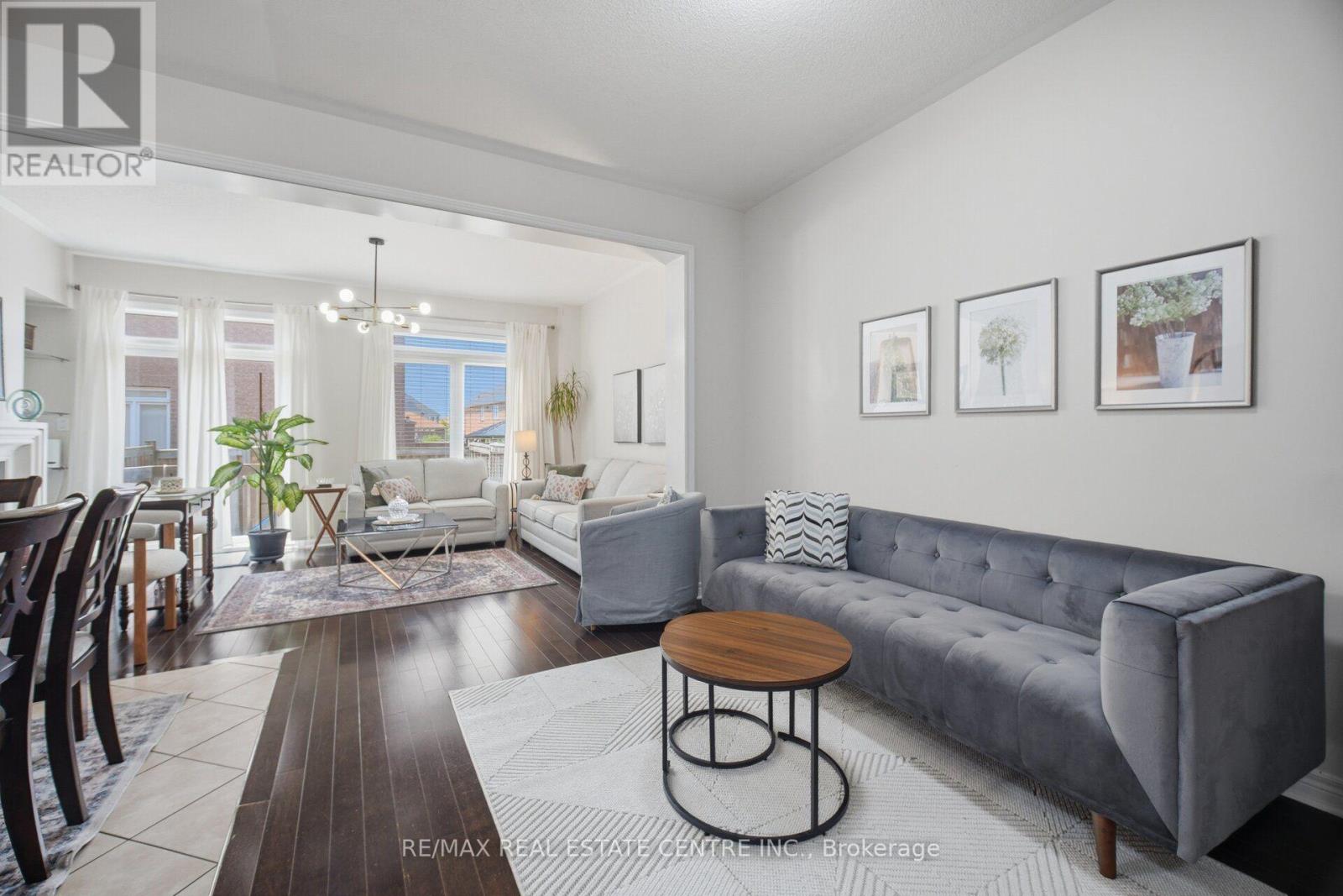 41 LORENZO CIRCLE - 16