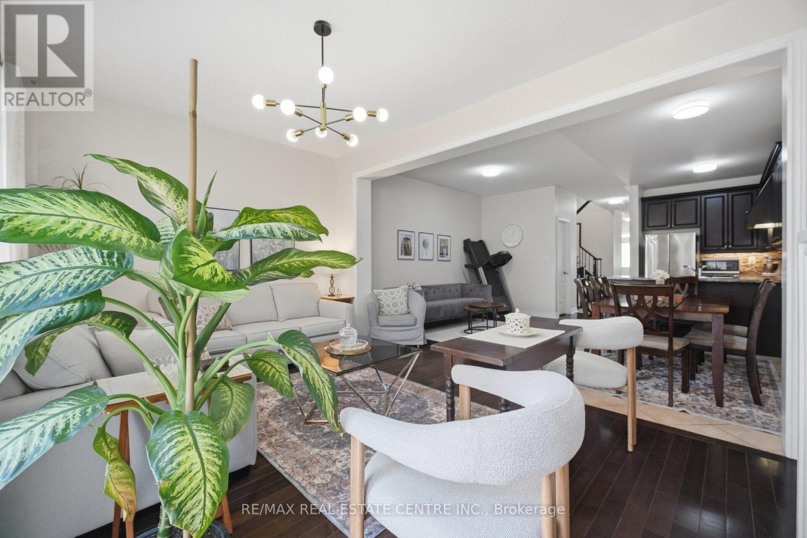 41 LORENZO CIRCLE - 17
