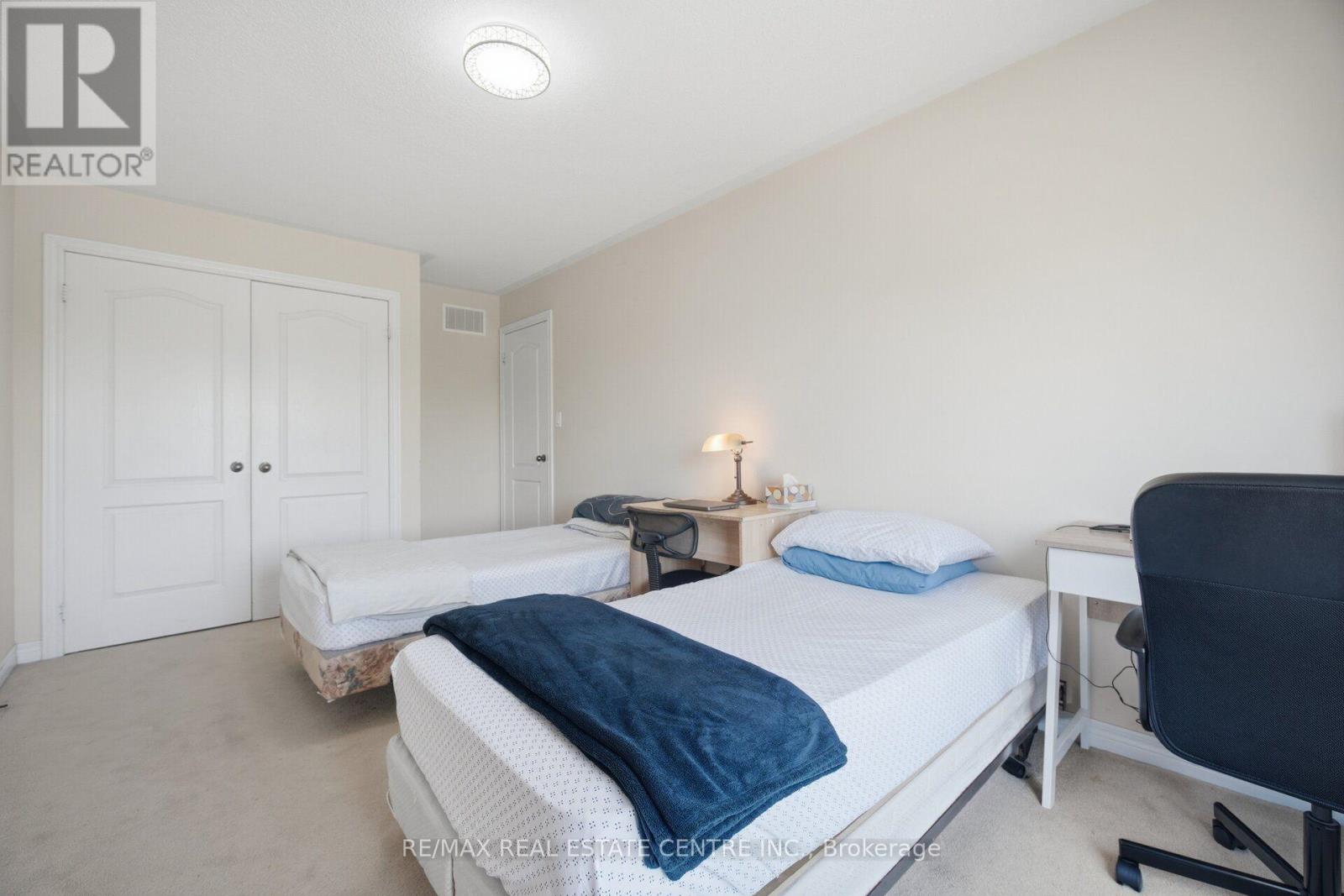 41 LORENZO CIRCLE - 29