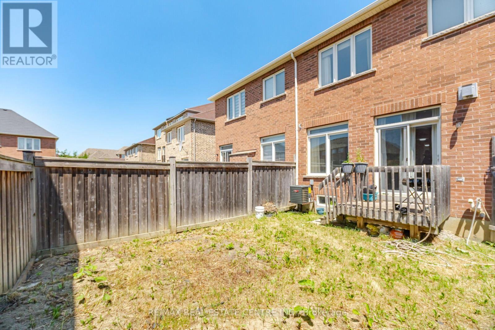 41 LORENZO CIRCLE - 39