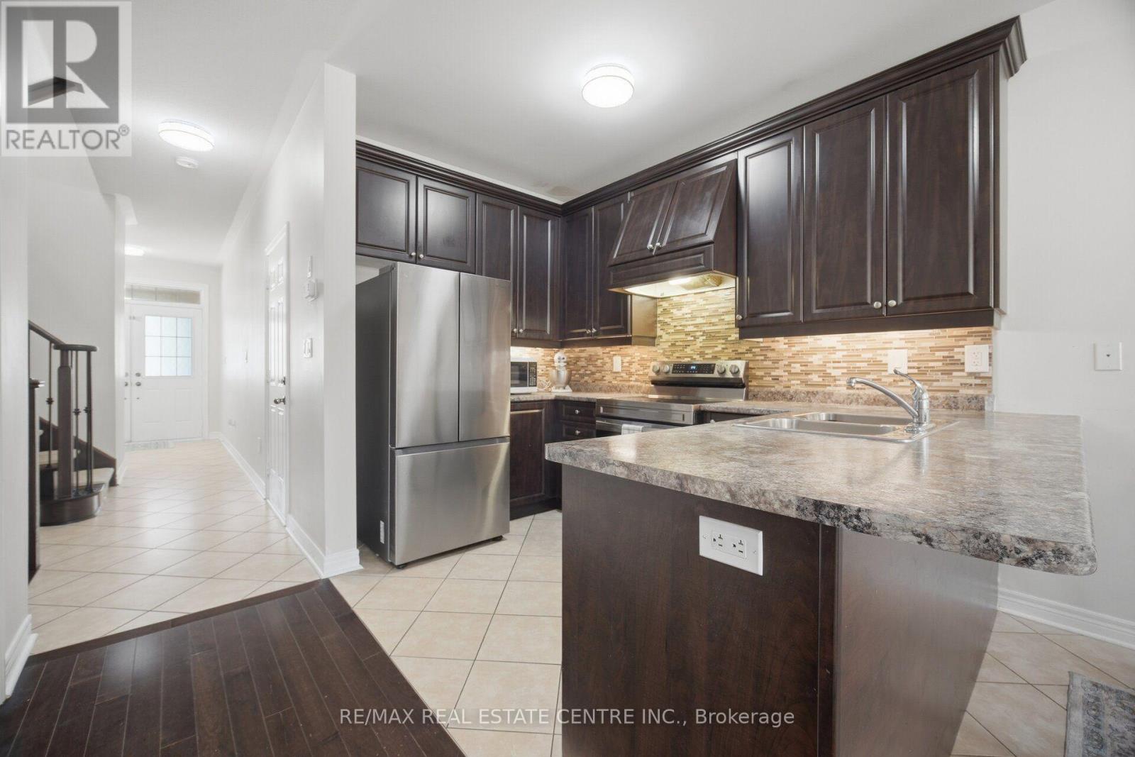 41 LORENZO CIRCLE - 6