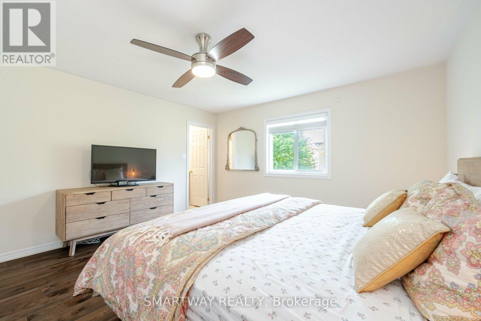 2437 MONTAGNE AVENUE - 20