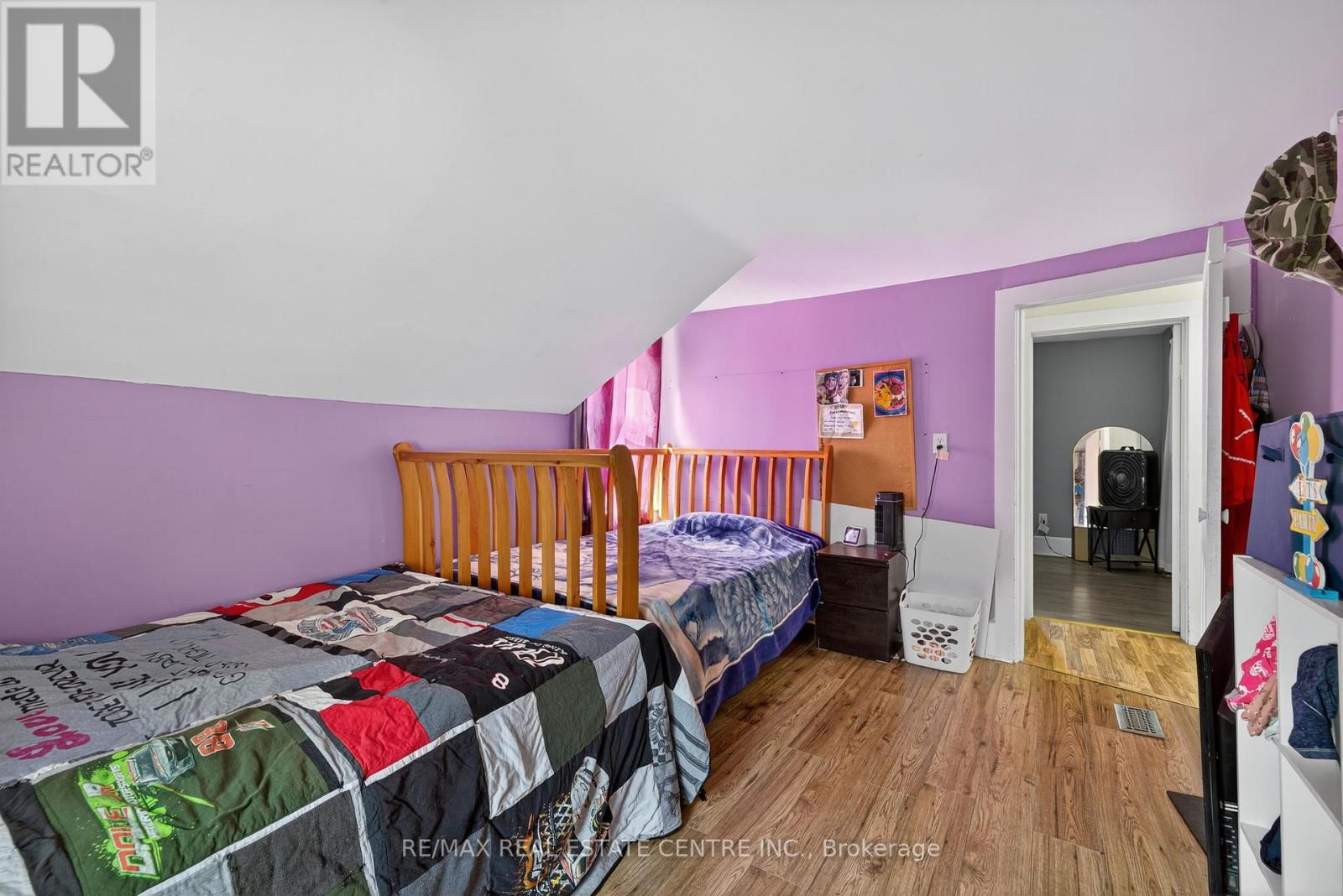135 FREDERICK STREET E - 27