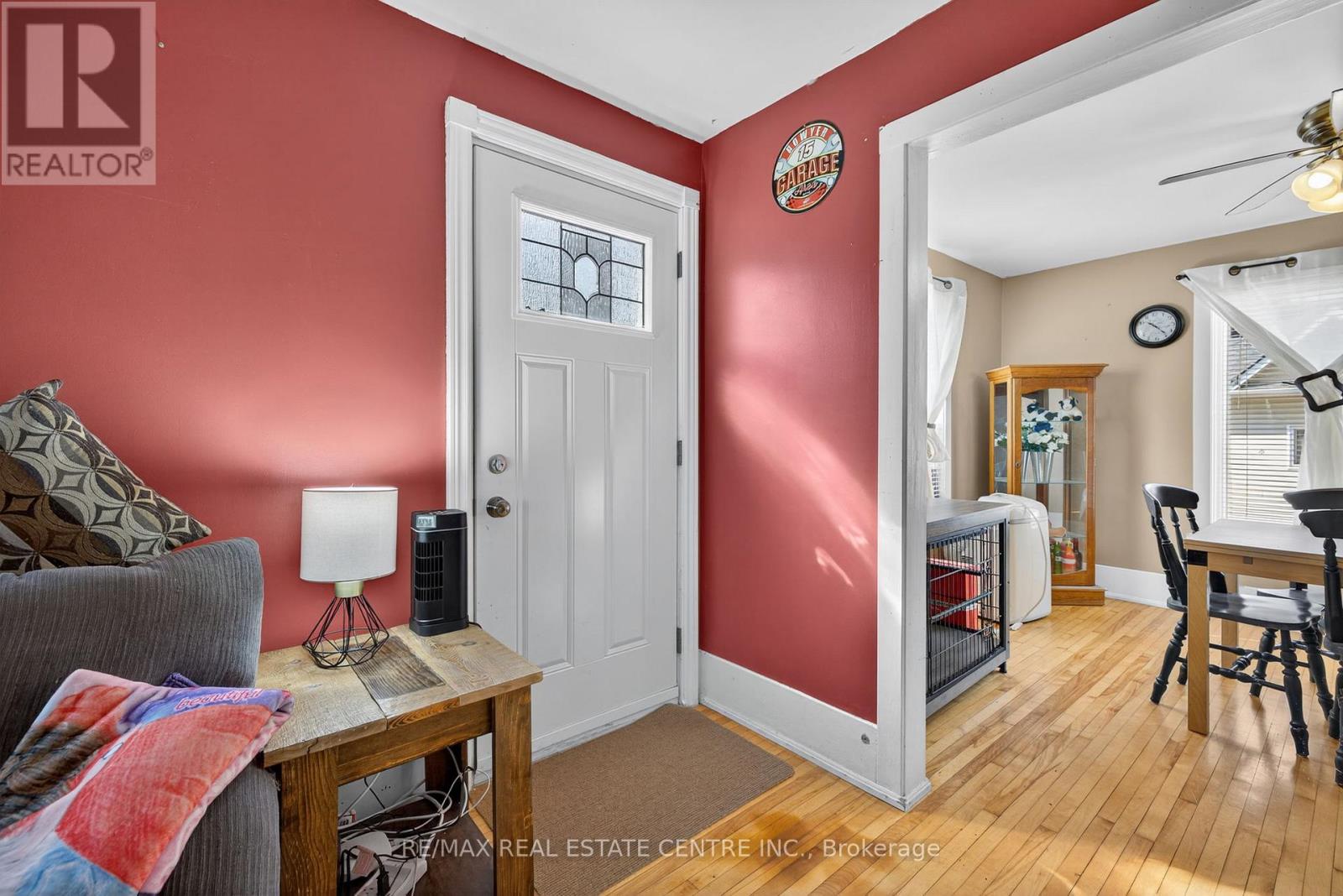 135 FREDERICK STREET E - 8