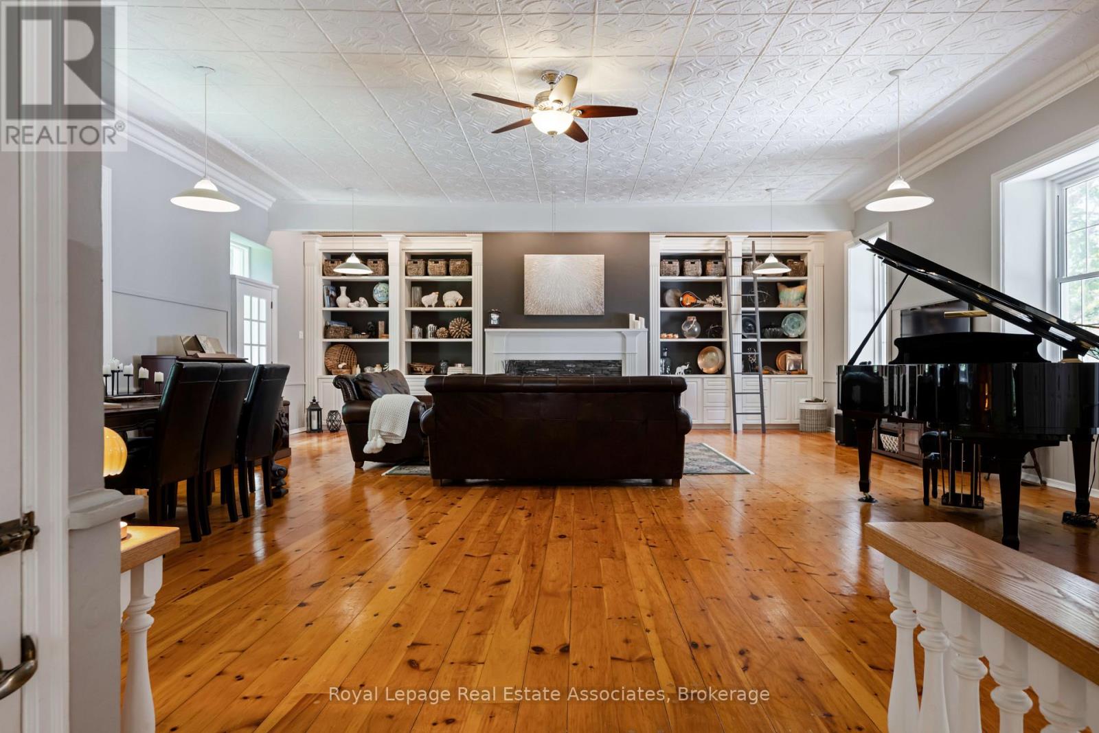 421194 CONCESSION 6 NDR - 10