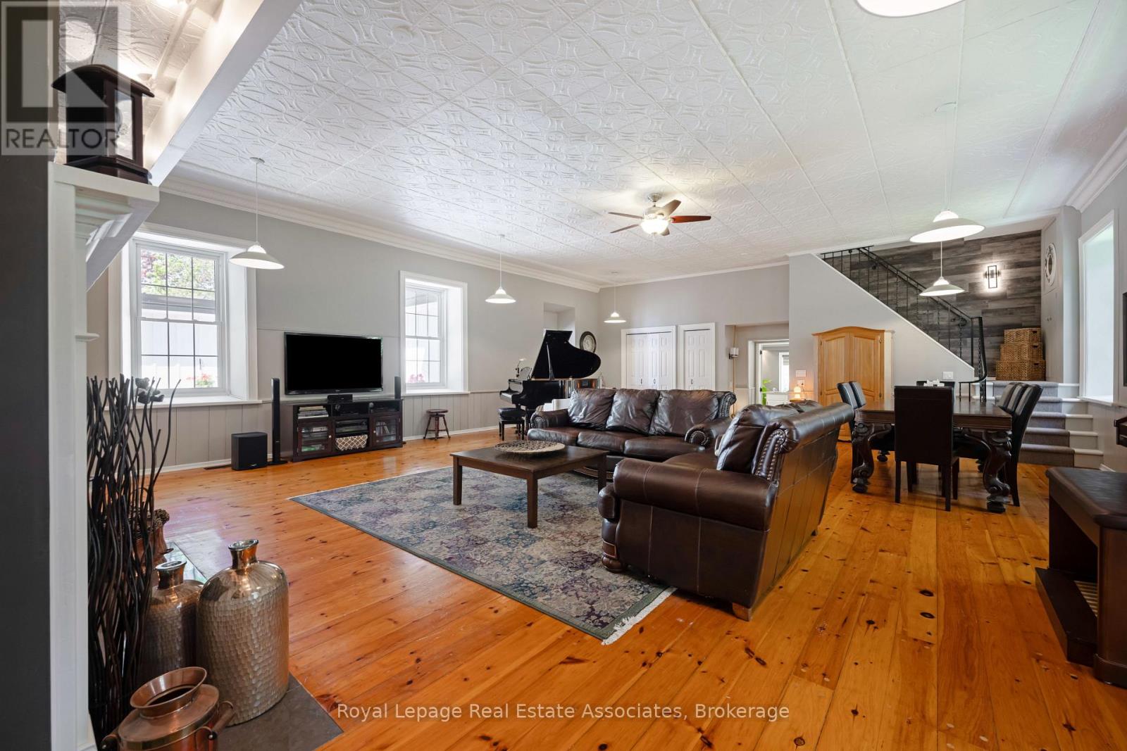 421194 CONCESSION 6 NDR - 15