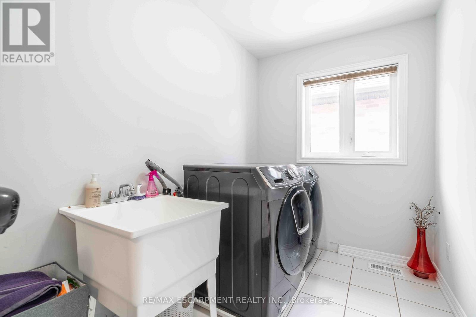 3 NARBONNE CRESCENT - Image 41