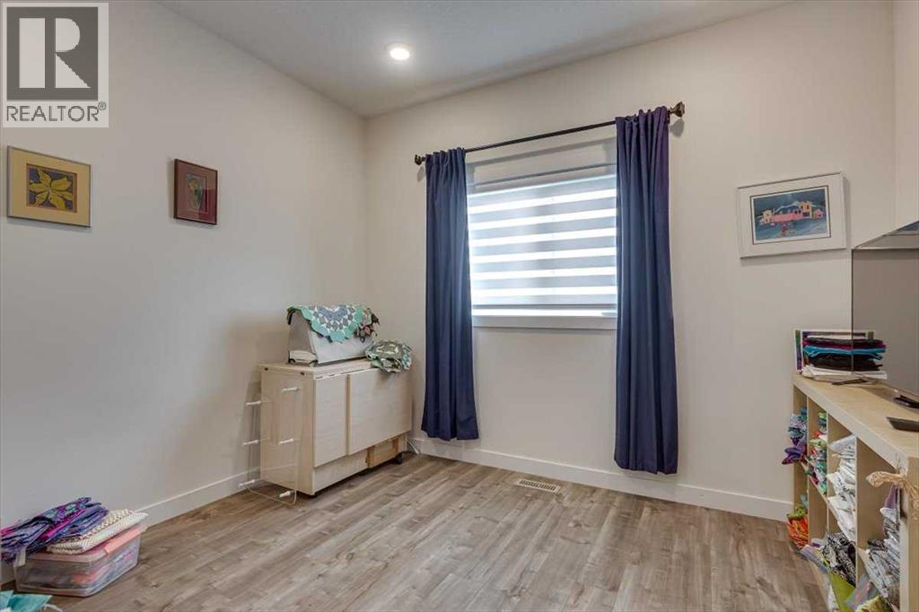 73 Longmire Close - 21
