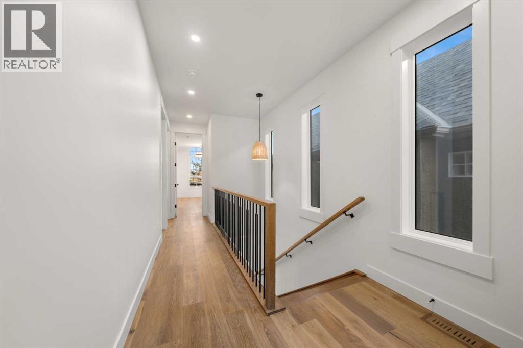 2232 30 Avenue SW - 20