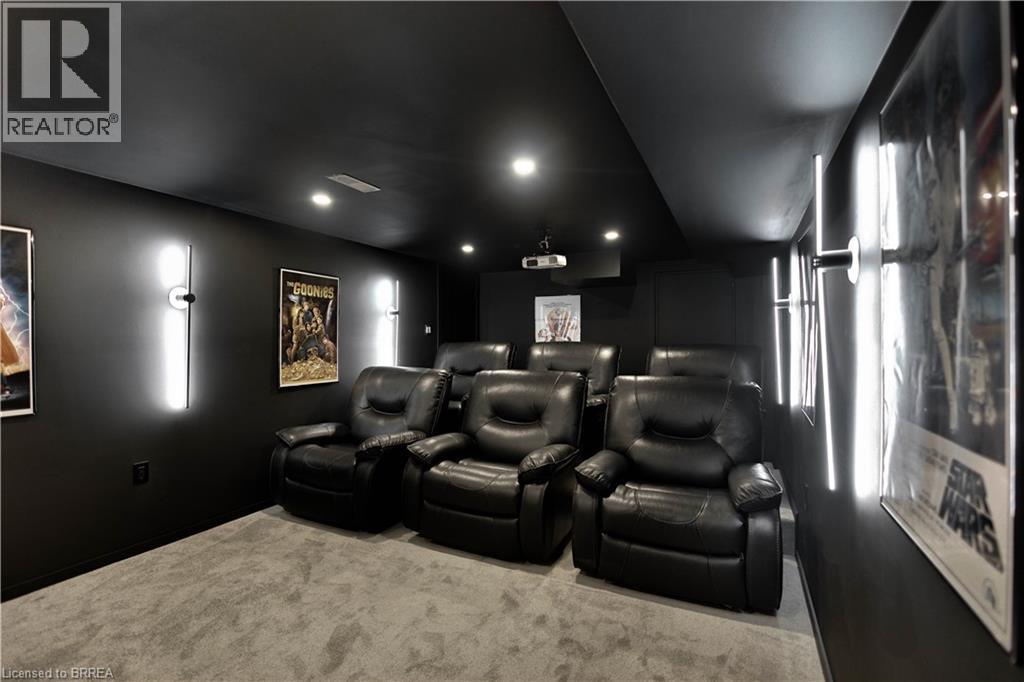 17 BRAEMAR Place - 35