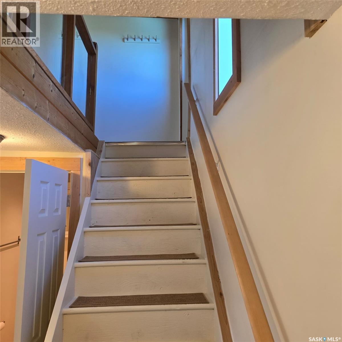 608 Whyte STREET - 18