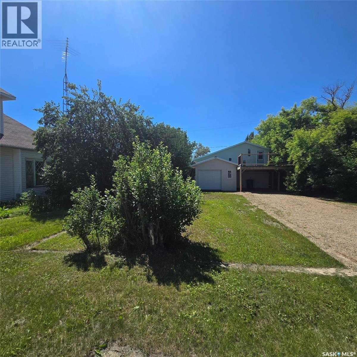 608 Whyte STREET - 37