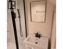 608 Whyte Street, Loreburn, SK S0H2S0 Photo 12