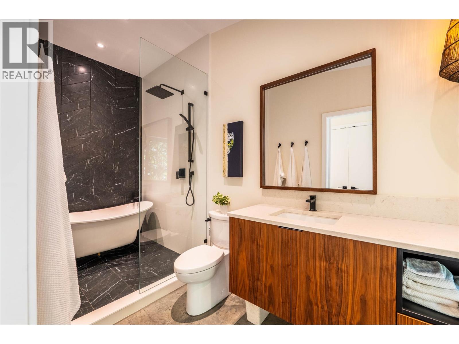 1409 Ash Street - 30